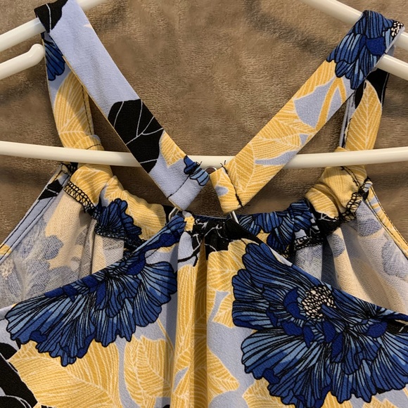 Blue/Yellow Halter Top - Picture 6 of 11
